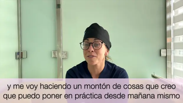 Laura, face caméra à la fin de la formation