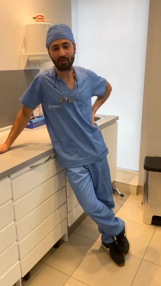 Un participant face caméra à la fin de la formation